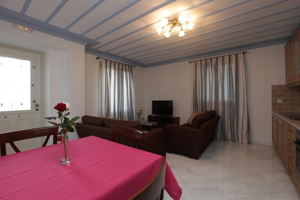 Avgerinos Hotel Kampochora  Room photo